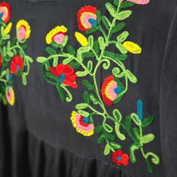 371. NWT Riviera Sun Rayon Crepe Short Dress with Multicolored Embroidery XL - Picture 5 of 10